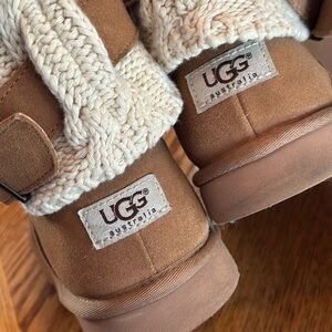 Uggs Cambridge size 8, like new